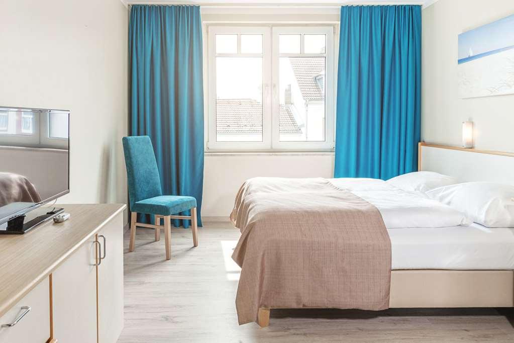 Hotel B99 Оффенбах Номер фото