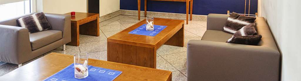 Hotel B99 Оффенбах Интерьер фото